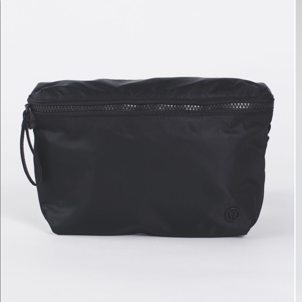Lululemon Go Lightly Bag Black